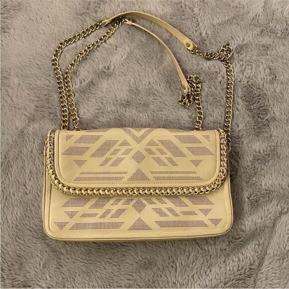 Henri Bendel Cream Shoulder Bag - Picture 6 of 11